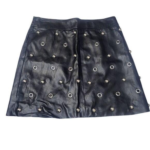 DO+BE Ruby and Jenna Faux Leather Stud Skirt Women's Size Medium Black NEW - Picture 1 of 10